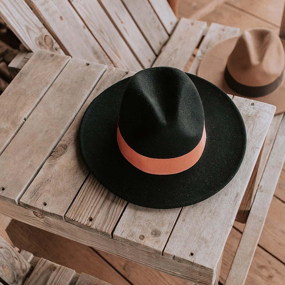 Федора Black Orange