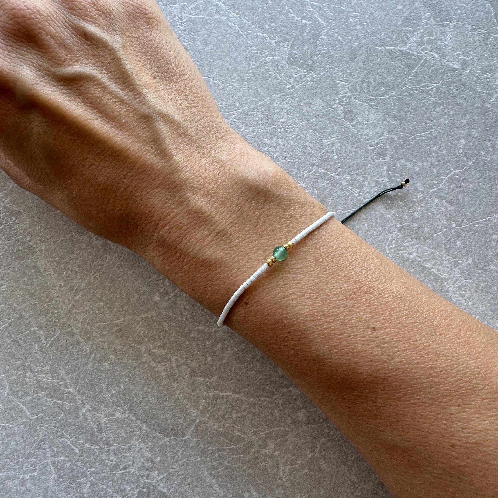 Гривна HYDRA OFF WHITE GREEN