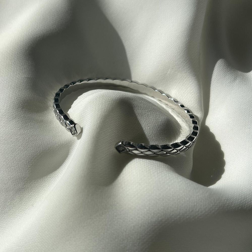 Гривна Penelope Crystals Silver