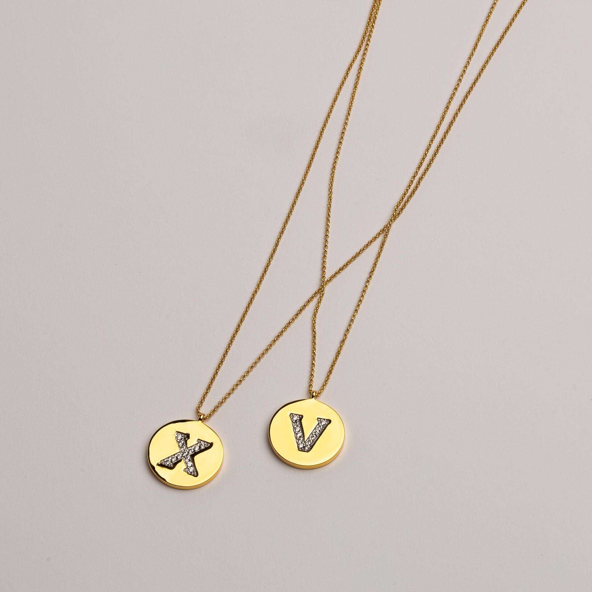 Колие Letter Gold