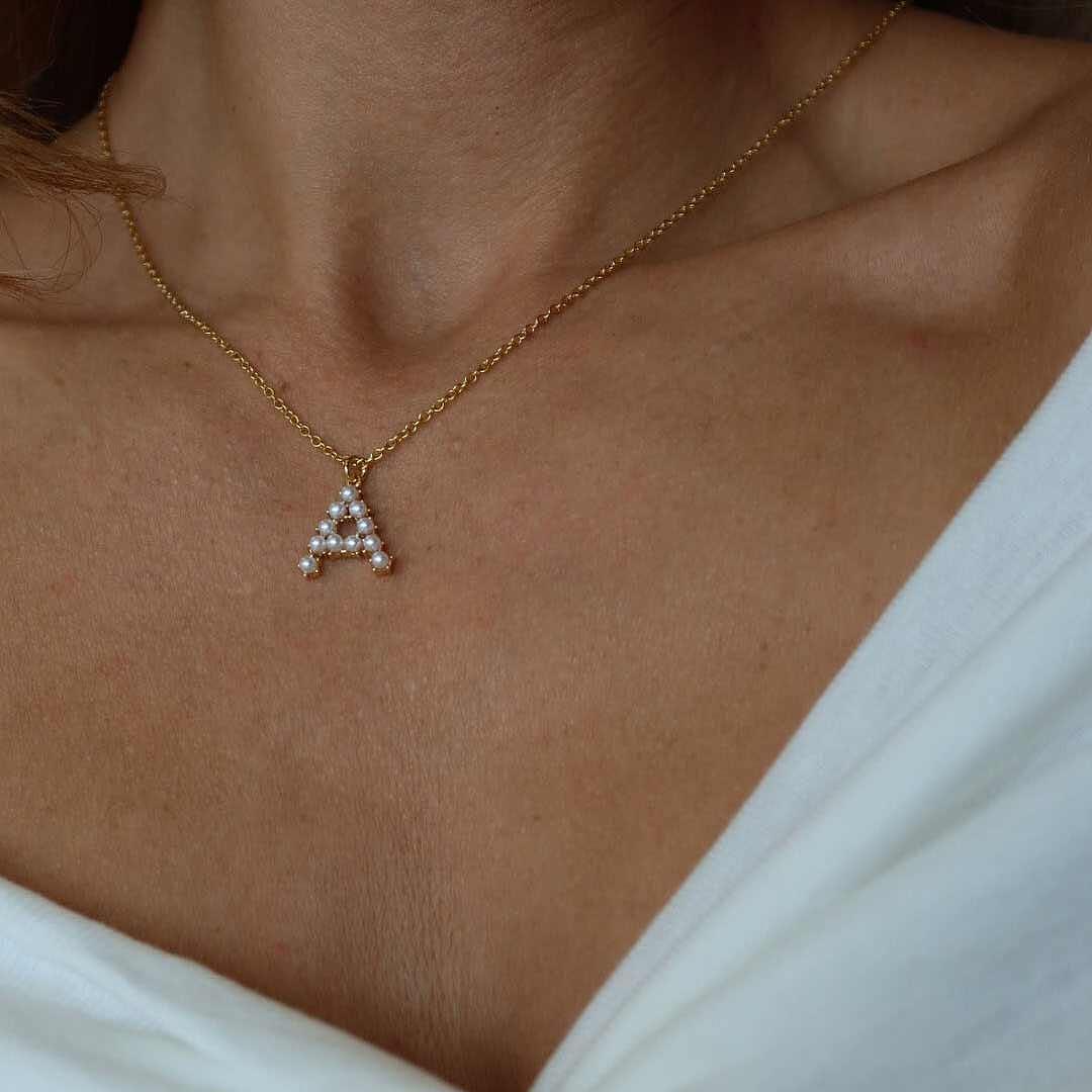 Колие Pearl Letter