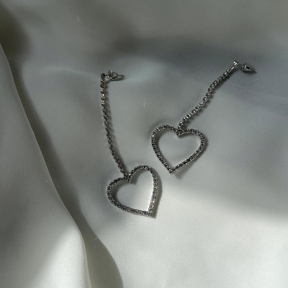 Обеци FALLING HEARTS