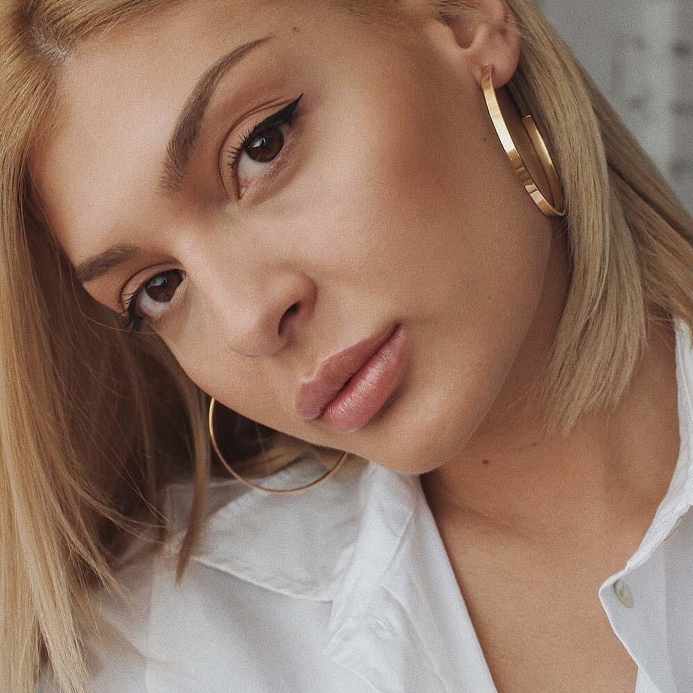 Обеци DANIELA