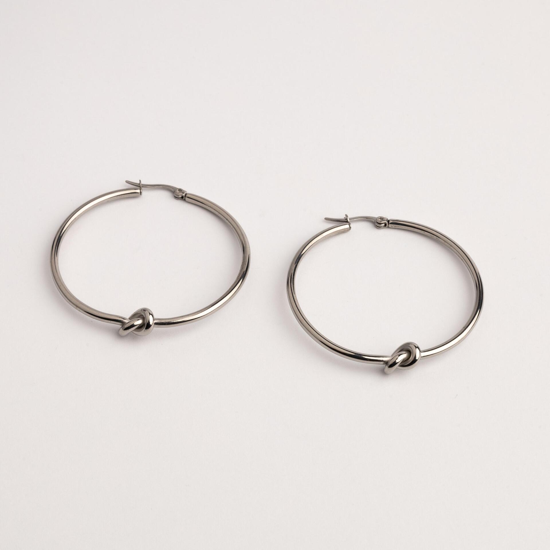 Oбеци KNOT SILVER