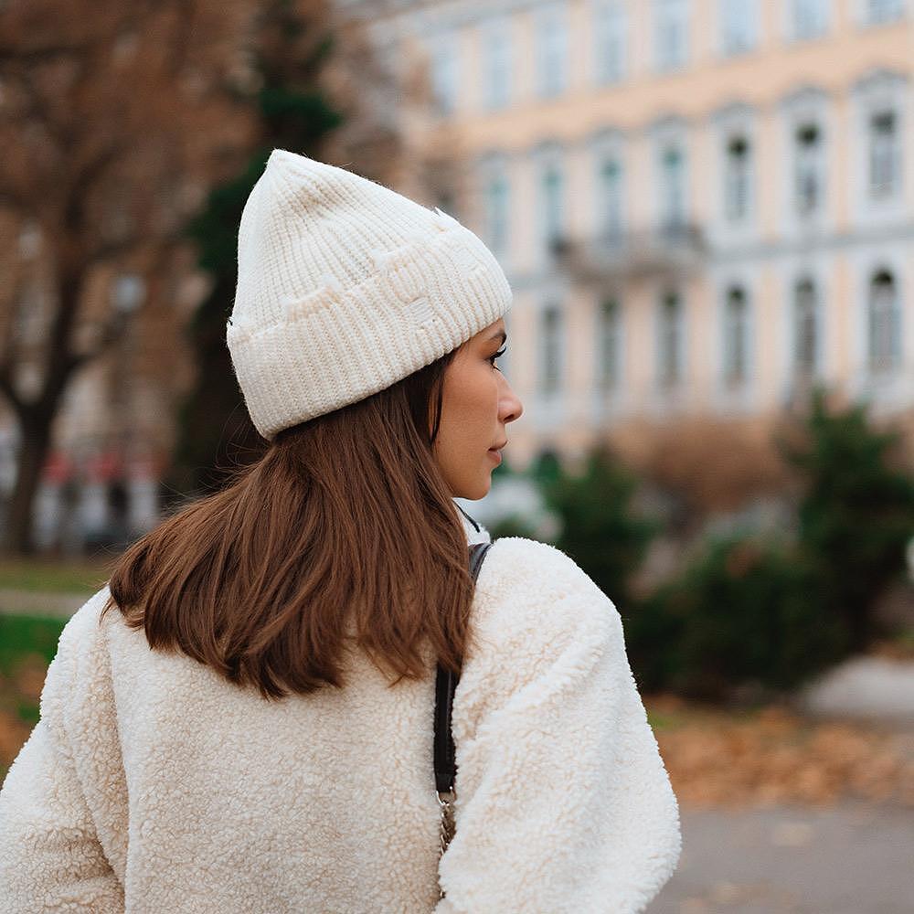 Плетена шапка Rebel Vanilla