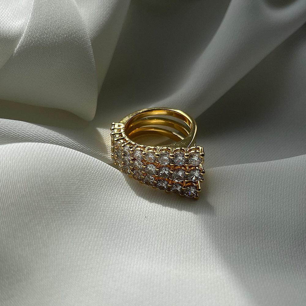 Пръстен AMBER