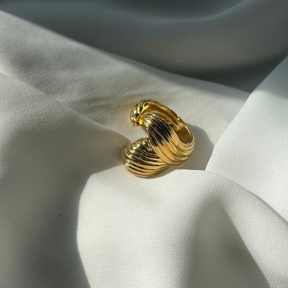 Пръстен VALENCIA