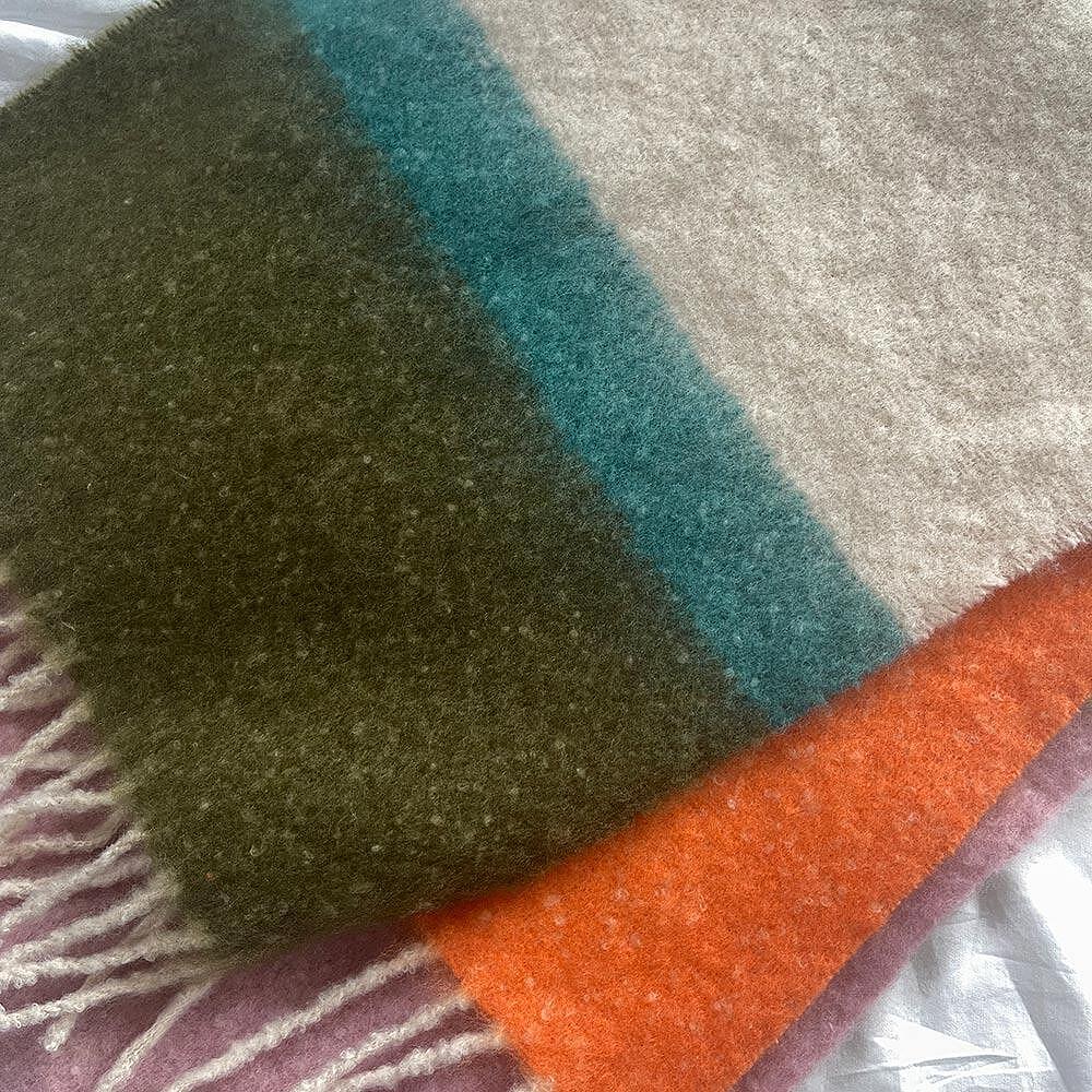 Шал Colours