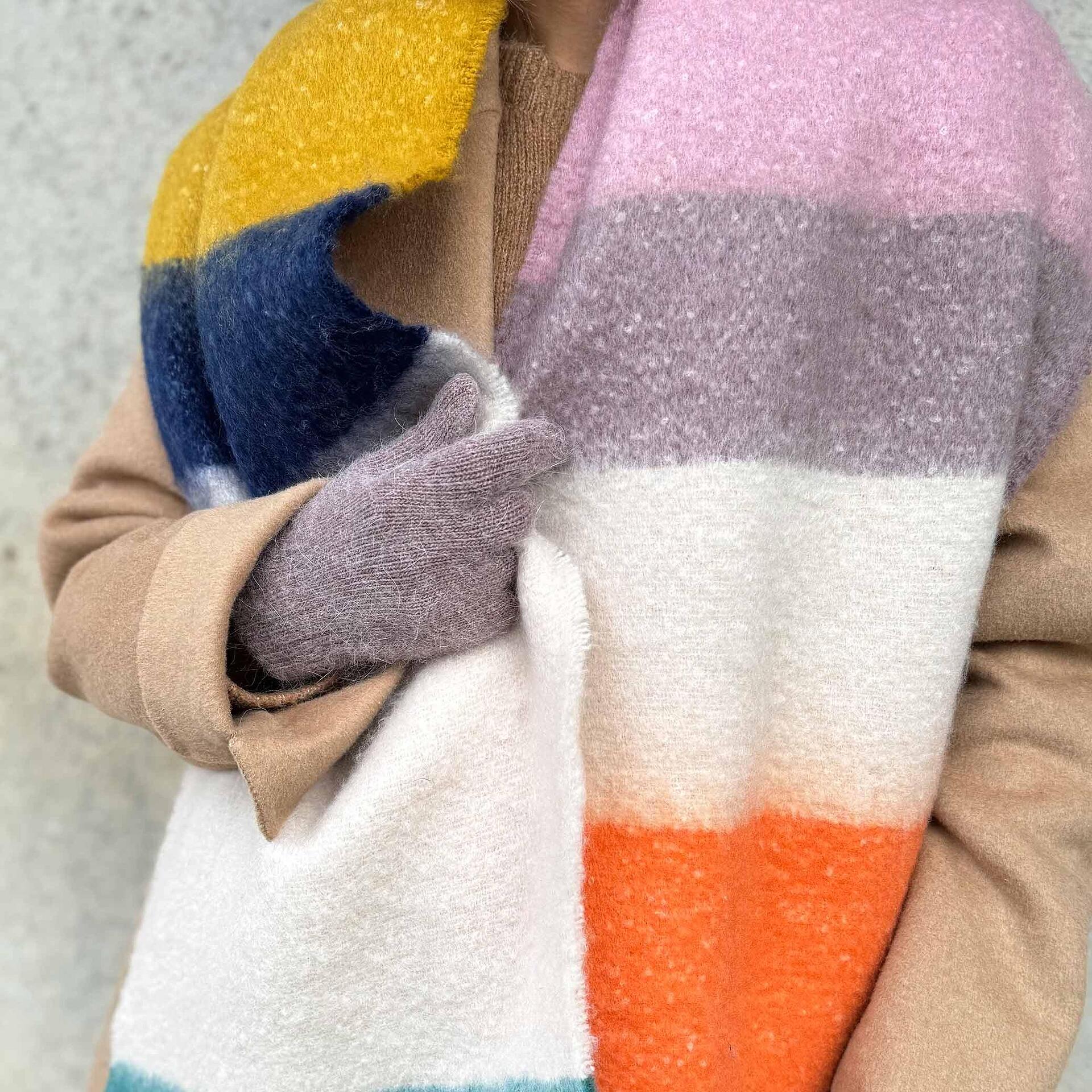 Шал Colours