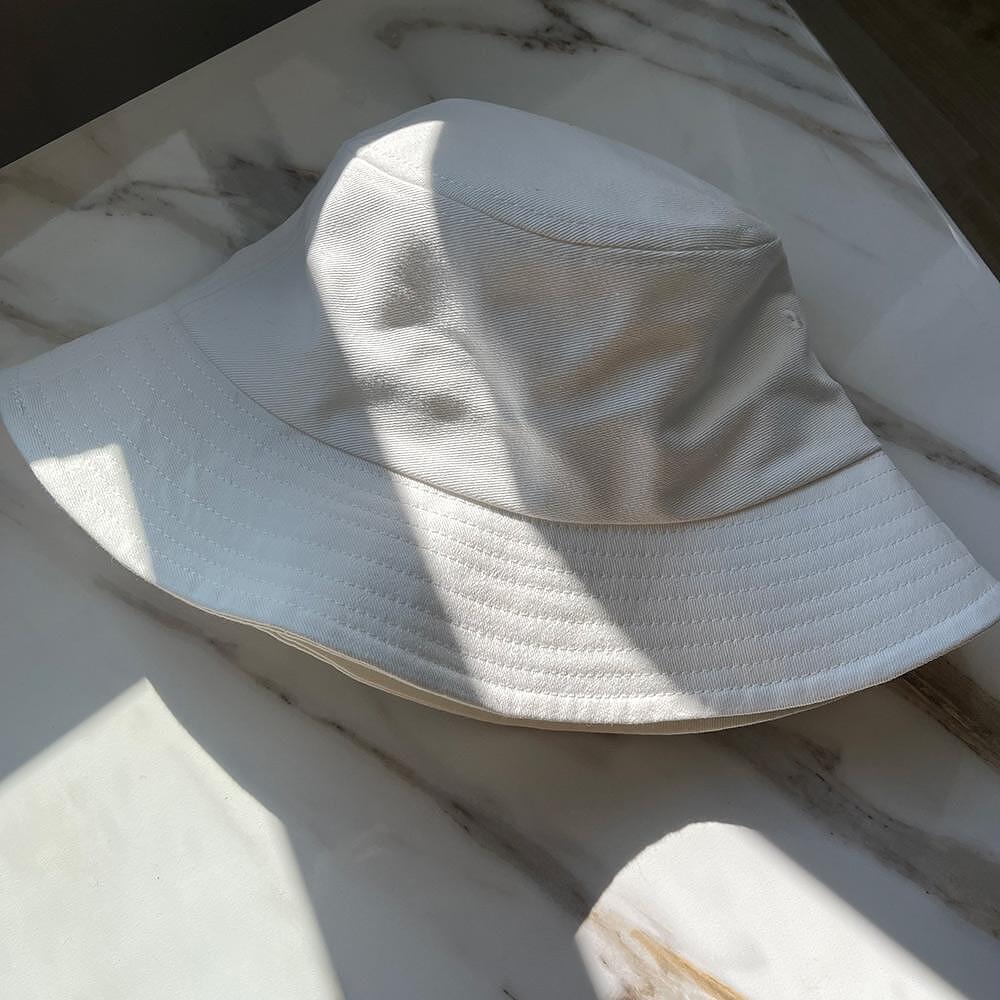 Шапка идиотка WHITE